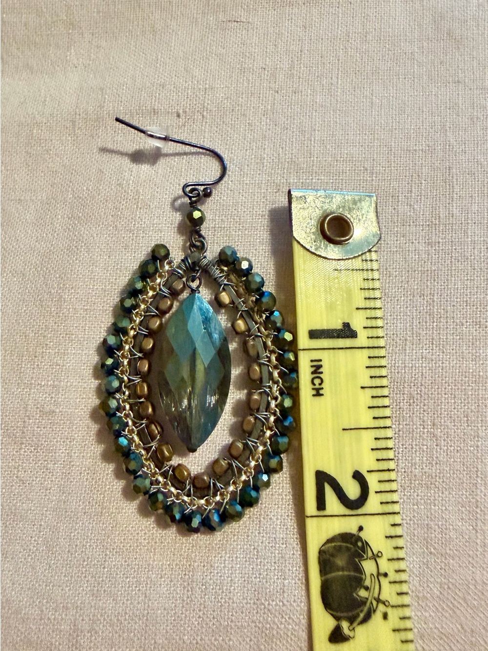 Neiman Marcus Green Beaded Teardrop Crystal Earrings - Picture 3 of 3